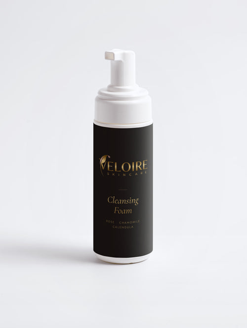 Veloire Cleansing Foam 150 ml pump bottle with rose, chamomile and calendula